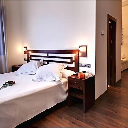 Casa Del Trigo 4* Santa Fe (Granada)